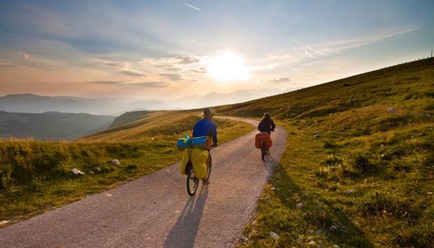 Voyages à vélo : les 17 plus beaux itinéraires